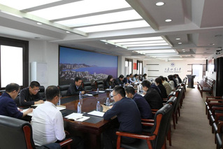 我校召开2025年关工委工作会...