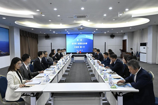 日本岩手县知事达增拓也率代表团...