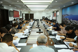 我校召开2025年秋季学期新生...