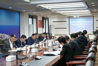 我校召开树立和践行正确政绩观学...