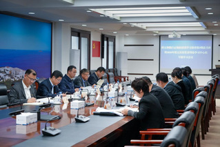我校召开树立和践行正确政绩观学...