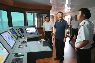 省政协主席周波率团到我校开展渔...