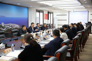 我校召开深入贯彻中央八项规定精...